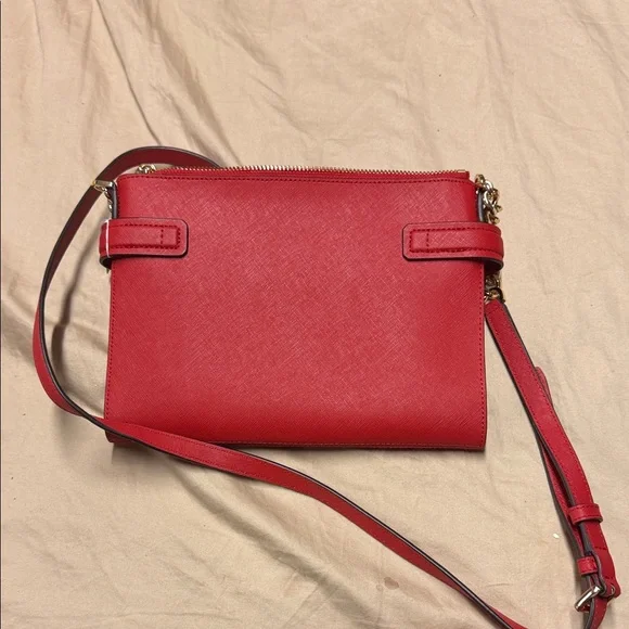 Michael Kors Scarlet Crossbody Bag with Gold Chain - Picture 6 of 6